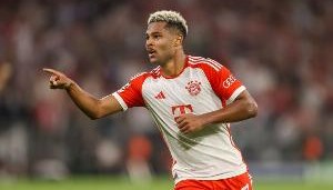 记者：格纳布里近期表现出色，拜仁不再寻找穆西亚拉替代者