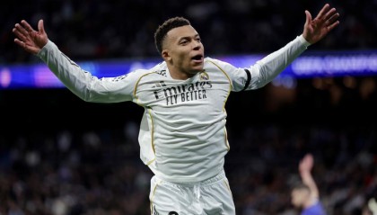 体育直播-欧冠-姆巴佩双响维尼修斯造4球 皇马6-1胜摩纳哥