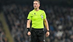 巴萨vs多特裁判名单公布：挪威裁判埃斯科斯执法