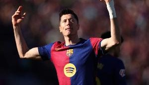 莱万：科瓦奇已让多特进步，若拿出战巴萨的表现则欧冠资格还有望