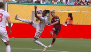 体育直播-顽强！奥利塞手球送点，若日尼奥点射破门再追一球！